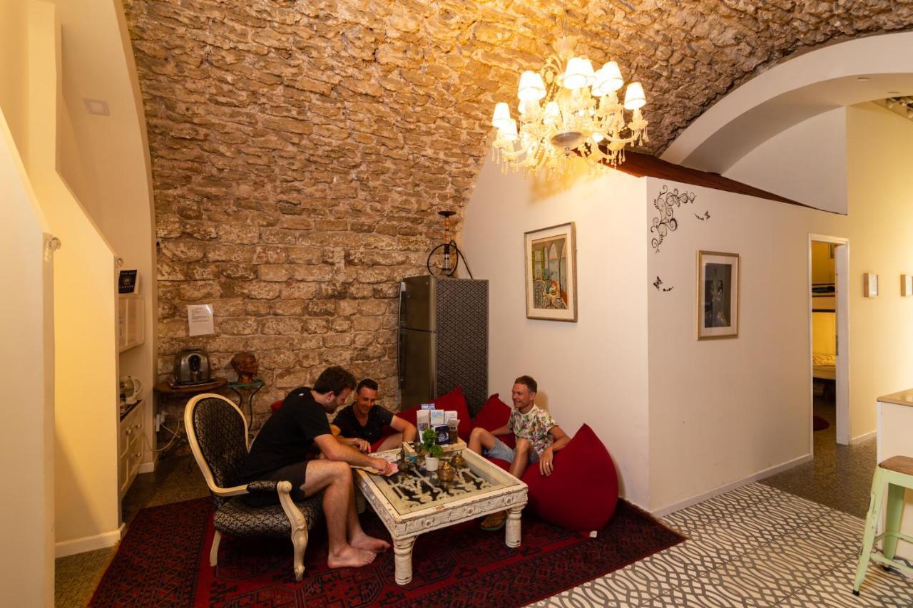 Tweepersoonskamer met Gedeelde Badkamer